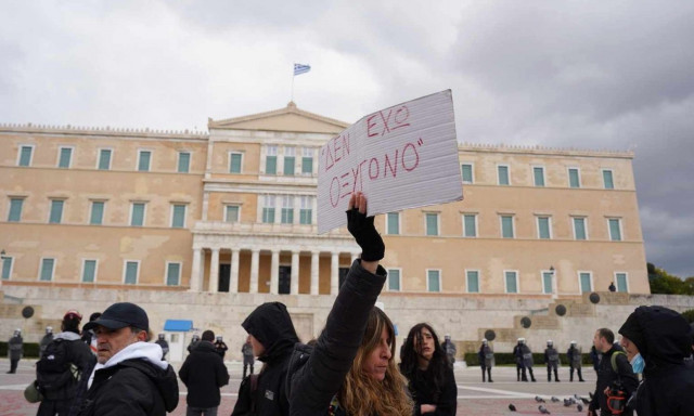 Δημοσκόπηση Pulse: Μήνυμα των πολιτών για τα Τέμπη - Σταθερά διψήφια η διαφορά υπέρ της ΝΔ