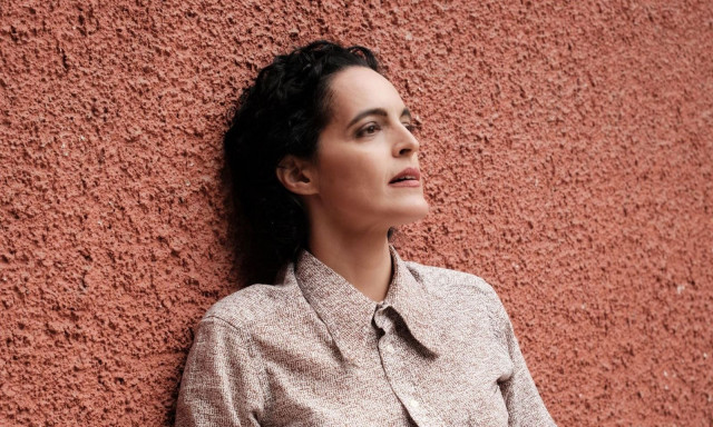 Θέατρο του Νέου Κόσμου: Η Χριστίνα Μαξούρη επιστρέφει με «Τα τραγούδια της Σωτηρίας»