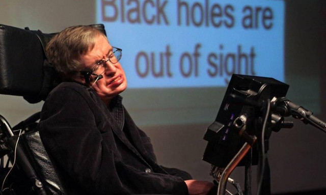 Η ανατριχιαστική προειδοποίηση του Stephen Hawking καθώς η ανθρωπότητα απειλείται