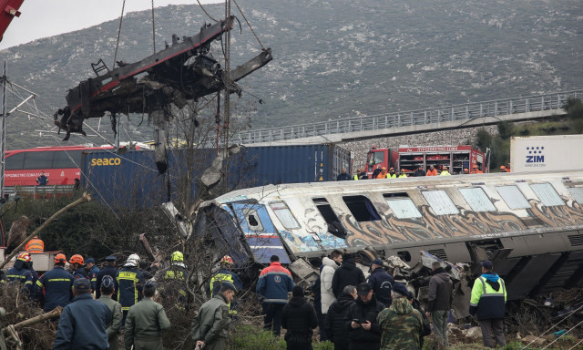 Πόρισμα για τα Τέμπη - Παρέμβαση πατέρα θύματος: «Ενδεχομένως να πέφτετε έξω σε αυτή την εκτίμηση»
