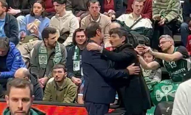 Βιλερμπάν - Παναθηναϊκός AKTOR: Παρών στο Αστρομπάλ ο Δημήτρης Γιαννακόπουλος