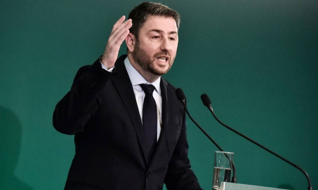 ΠΑΣΟΚ - ΣΥΡΙΖΑ: Όλα τα βλέμματα στα συλλαλητήρια, αλλά ξεκινάει τριήμερο-φωτιά με σκληρό παρασκήνιο