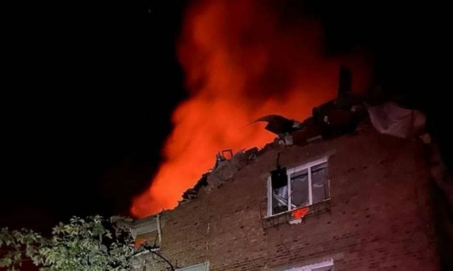 Χάρκοβο: Πυρκαγιά σε ιατρική μονάδα μετά από βομβαρδισμό