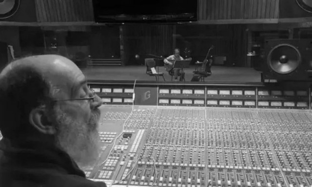 Θλίψη στον καλλιτεχνικό κόσμο: Πέθανε ο ηχολήπτης Παναγιώτης Πετρονικολός