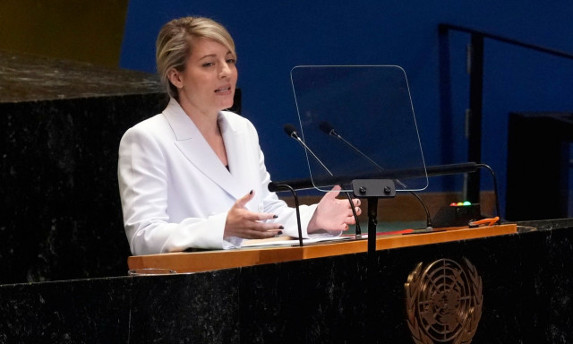 «Υπαρξιακή απειλή» για τον Καναδά οι δασμοί που εξήγγειλε ο Τραμπ