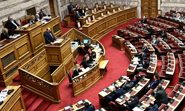 Τέμπη: 277 «ναι», 12 «όχι» και 4 «παρών» για σύσταση Προανακριτικής Επιτροπής για τον Τριαντόπουλο