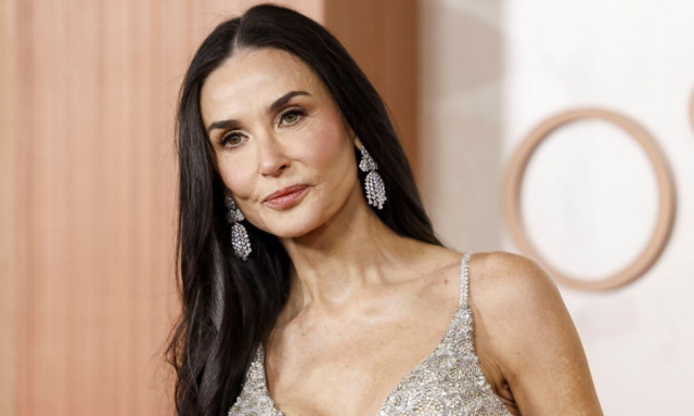 Βραβεία Όσκαρ: Τα συγχαρητήρια της Ντέμι Μουρ στη νικήτρια Μάικι Μάντισον