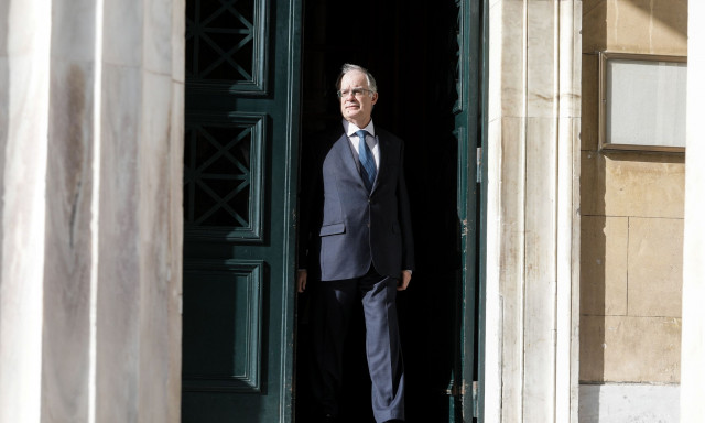 Η ορκωμοσία Τασούλα στις 13 Μαρτίου αντίστροφη μέτρηση για ανασχηματισμό