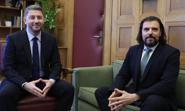 Επισήμως στο ΠΑΣΟΚ ο Πέτρος Παππάς: Τι είπε μετά τη συνάντηση με τον Ανδρουλάκη