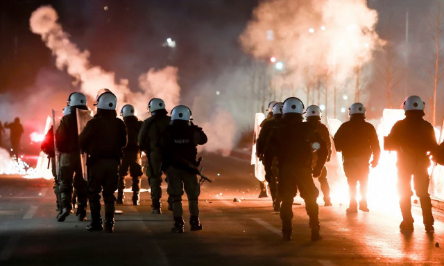 Επεισόδια στη Θεσσαλονίκη: Σε περισσότερες από 50 προσαγωγές προχώρησε η ΕΛΑΣ