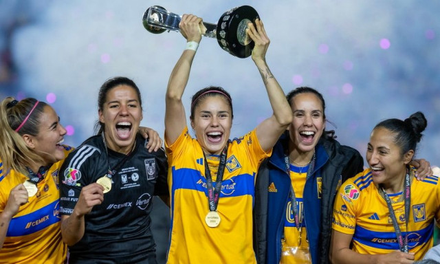 Το γκολ της χρονιάς μπήκε στο Μεξικό με νέα εκδοχή από το «χτύπημα του σκορπιού» - Δείτε βίντεο