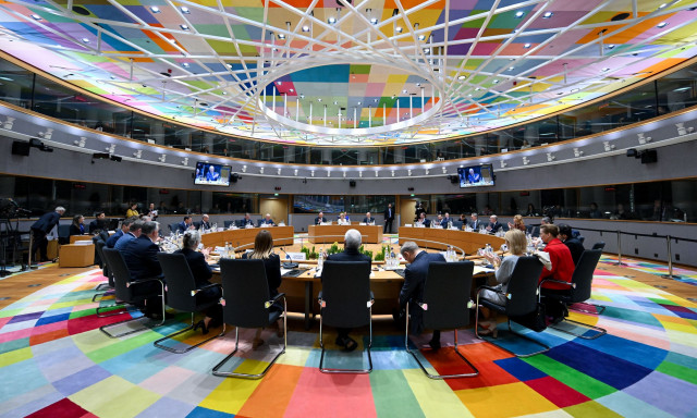 Οι ηγέτες της ΕΕ φιλοδοξούν να μετατρέψουν την Ευρώπη σε στρατιωτική υπερδύναμη