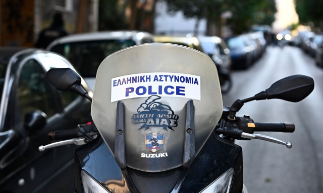 Συναγερμός στους Αμπελόκηπους: Έρευνες των ΤΕΕΜ σε σούπερ μάρκετ – Ποιοι δρόμοι είναι κλειστοί