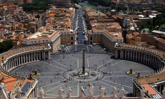 Στα άδυτα του Βατικανού: Ποιος είναι ο ισχυρότερος μετά τον Πάπα - Ο αφανής καρδινάλιος