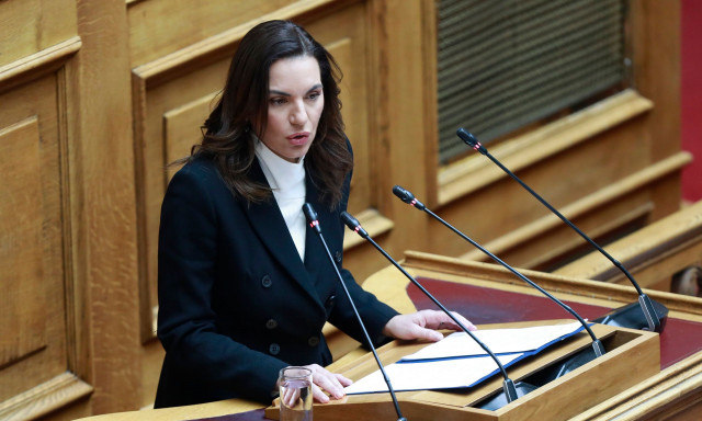 Κεφαλογιάννη για πρόταση δυσπιστίας: «Προσχηματική και υποκριτική» – Τι είπε για τα Τέμπη