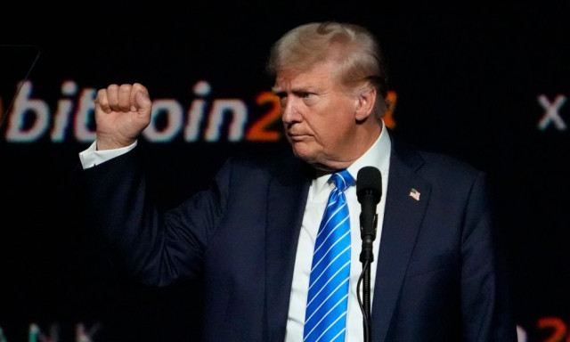 Ο Tραμπ μετατρέπει τις ΗΠΑ σε «Μέκκα» κρυπτονομισμάτων: Η πρώτη «Σύνοδος Crypto»