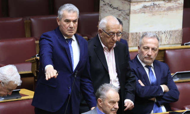 Πώς ο Μητσοτάκης αποφάσισε διαγραφή Κυριαζίδη μετά το «κάνε κανένα παιδί» στη Ζωή Κωνσταντοπούλου