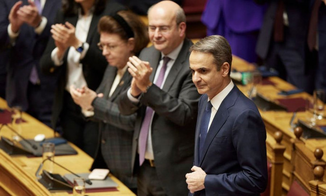 Οι «επτά πληγές» της κυβέρνησης και η ρελάνς του Κυριάκου