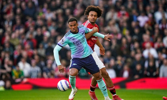 Premier League: Μάντσεστερ Γιουνάιτεντ κι Άρσεναλ έμειναν στην ισοπαλία και… πανηγύρισε η Λίβερπουλ