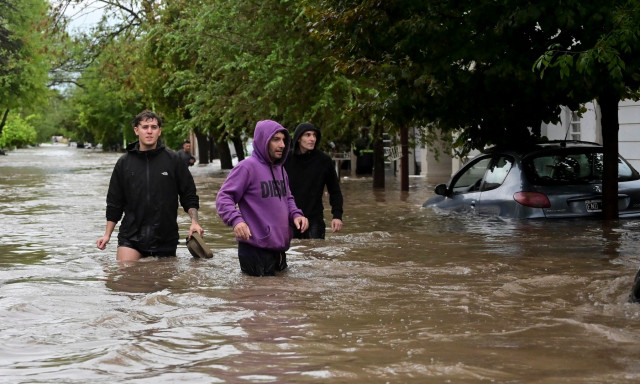 Αργεντινή: 16 νεκροί από τις πλημμύρες - Πάνω από 1.000 κάτοικοι έχουν εγκαταλείψει τις εστίες τους