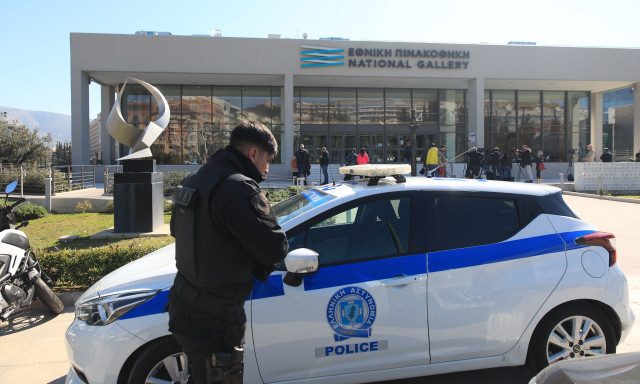 Νίκος Παπαδόπουλος: «Θα μηνύσουμε τους αστυνομικούς και την Εθνική Πινακοθήκη», λέει ο δικηγόρος του