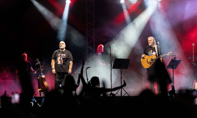 Πυξ Λαξ: Έρχεται νέος δίσκος και περιοδεία στην Ευρώπη - Ακούστε τη «Μεθυσμένη Καρδιά»