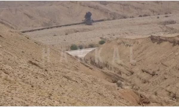 Πειρατεία σε τρένο: Βίντεο - Η στιγμή που μαχητές χτυπούν το Jaffar Express στο Μπαλουχιστάν