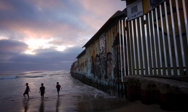 Οι Ηνωμένες Πολιτείες ενισχύουν τον στρατό στα σύνορα με το Μεξικό