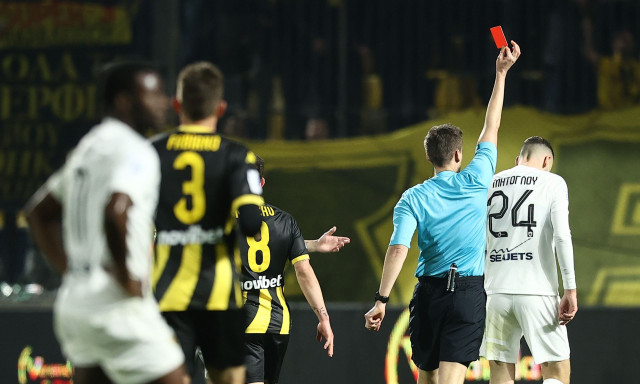 Super League: Η ανάλυση Λανουά - Σωστή η κόκκινη σε Μήτογλου, έπρεπε να αποβληθεί ο Τσάλοφ