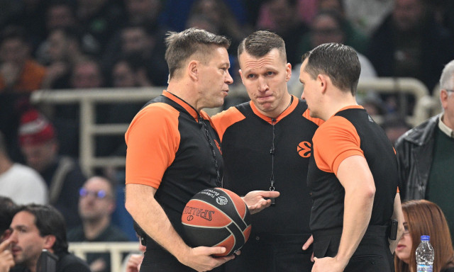 Ολυμπιακός - Παναθηναϊκός AKTOR: Οι διαιτητές του ντέρμπι της Euroleague