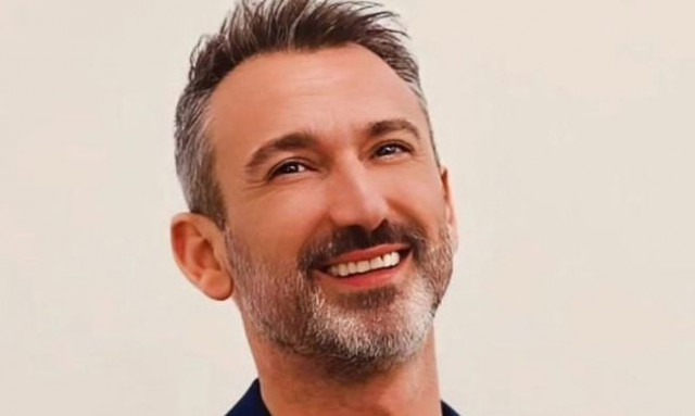 Νεκρός σε τροχαίο στη Γερμανία 45χρονος τραγουδιστής από την Καρδίτσα