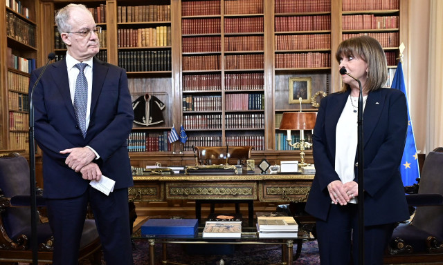 Πρόεδρος της Δημοκρατίας: Ο διάλογος Τασούλα – Σακελλαροπούλου και τα μηνύματα