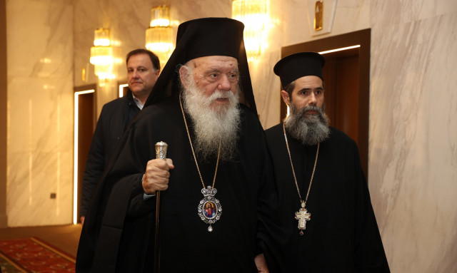 Ιερώνυμος - Ορκωμοσία Τασούλα: «Να ευχηθούμε να υπερπηδηθούν οι δυσκολίες που υπάρχουν»