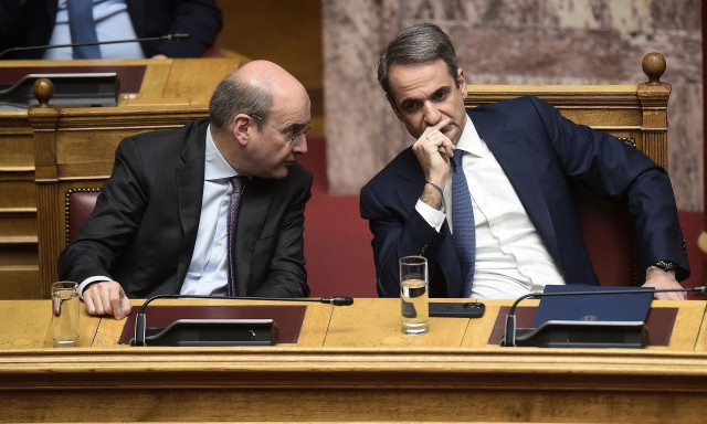 Χατζηδάκης: «Μεγάλη τιμή και ευθύνη, να προχωρήσουμε μπροστά με σεμνότητα και αποτελεσματικότητα»