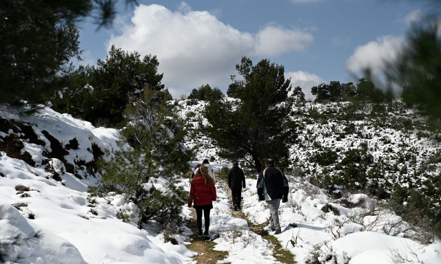 Καιρός: «Χειμώνας» ξανά από την Τρίτη – Σε ποιες περιοχές θα χιονίσει