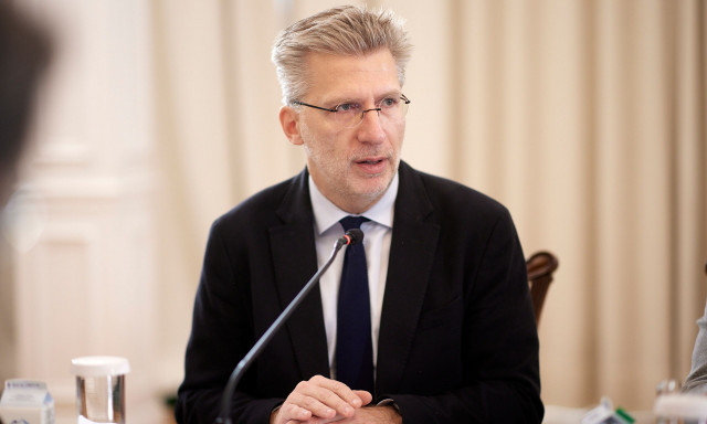 Ανασχηματισμός 2025 – Σκέρτσος: «Όλοι προσέφεραν, αλλά κανείς δεν είναι μόνιμος στην καρέκλα του»