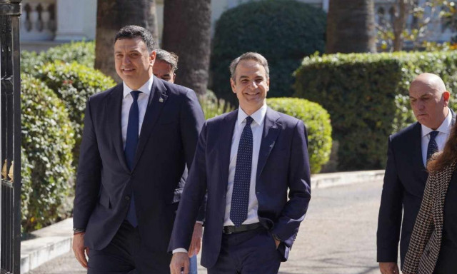 Ο Μητσοτάκης ξεκινάει κύκλο επισκέψεων σε υπουργεία μετά τον ανασχηματισμό