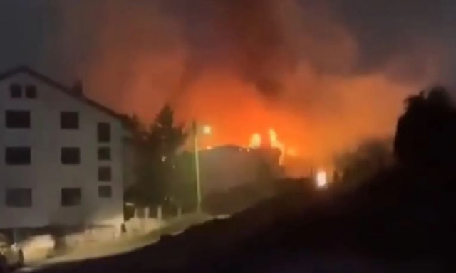 Φωτιά σε νυχτερινό κέντρο στα Σκόπια: Στο νοσοκομείο Παπανικολάου τρεις από τους τραυματίες