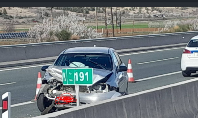 Ασύλληπτο τροχαίο στην Εγνατία Οδό: Ι.Χ οδηγούσε στο αντίθετο ρεύμα και συγκρούστηκε με δύο οχήματα