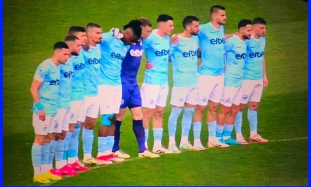 Απίστευτη γκάφα: Ομάδα τήρησε ενός λεπτού σιγή για ζωντανό ποδοσφαιριστή!