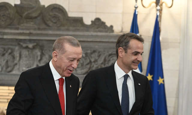 «Καμία προγραμματισμένη συνάντηση Μητσοτάκη – Ερντογάν», ξεκαθαρίζει η Αθήνα