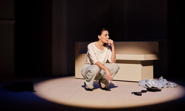 Θέατρο Ιλίσια: Τελευταίες παραστάσεις για το βραβευμένο «Το Ακρωτήρι»