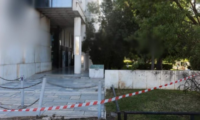 Μαρούσι: «Βλέπαμε τον δολοφόνο του παιδιού μας να καλοπερνάει», λένε οι γονείς του 23χρονου