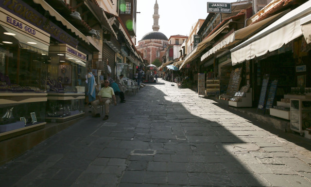 Ρόδος: Μεγάλη επιχείρηση των «αδιάφθορων» της ΕΛΑΣ – Επτά συλλήψεις για πολεοδομικές αυθαιρεσίες