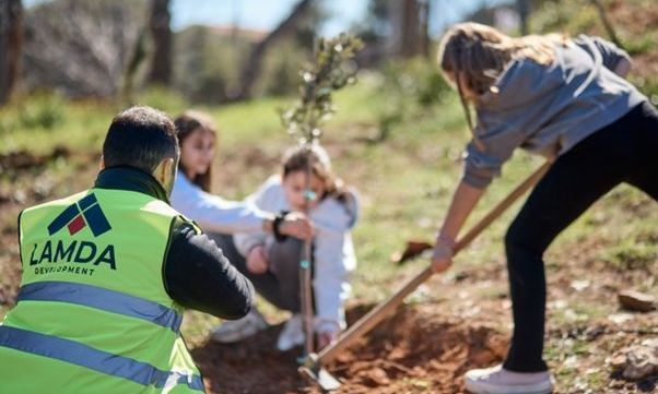 Η LAMDA Development αναλαμβάνει δράση στην Πεντέλη