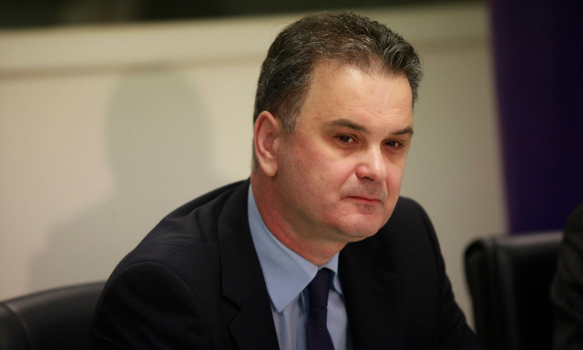 ΠΑΣΟΚ: Αποχωρεί ο πρώην υπουργός  Σωκράτης Ξυνίδης - «Μικρό κόμμα - μηχανισμός χωρίς σφυγμό»