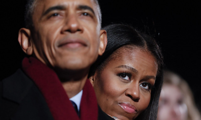 Τίτλοι τέλους για το «brand» Oμπάμα: Oι φήμες περί διαζυγίου και η χαμηλή δημοτικότητα