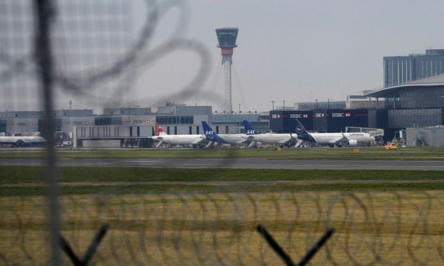 Ανακοίνωση Χίθροου: «Δεν γνωρίζουμε πότε θα αποκατασταθεί η ηλεκτροδότηση»