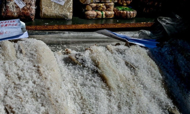 Ακρίβεια: «Αλμυρός» ο μπακαλιάρος για το τραπέζι της 25ης Μαρτίου