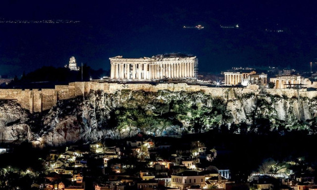 «Ώρα της Γης»: Ο πλανήτης έκλεισε για μια ώρα τα φώτα για καλό σκοπό - Δείτε εικόνες